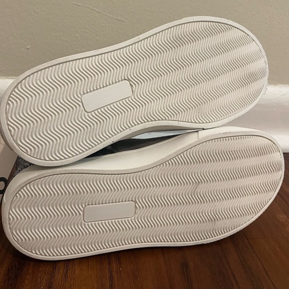 SO Novah Girls Shoe Size 2 NWT - Picture 4 of 6